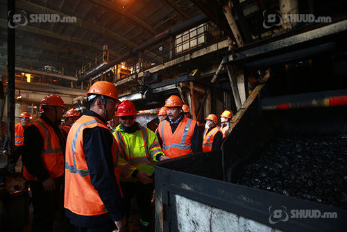 Ж.Бат-Эрдэнэ: Нүүрс тээвэрлэлтээ УУРХАЙ өөрөө хийх ёстой